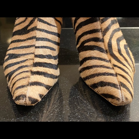 Manolo Blahnik 36.5 Pony hair zebra print boots. Very good condition. - Picture 8 of 8